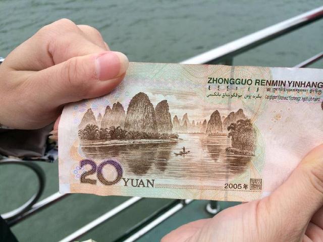 拿20块钱能做什么?孩子的回答证实了贫富差距有多大