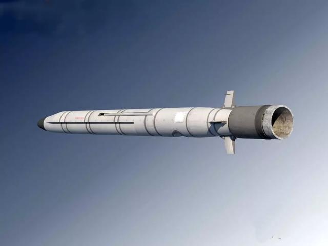 中国鹰击18有多强?射程600千米,一枚能击沉万吨巨舰