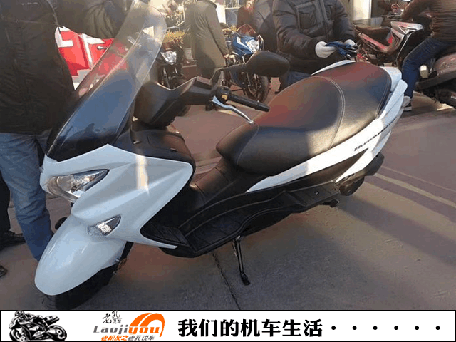 铃木天浪200cc踏板车国内即将发售