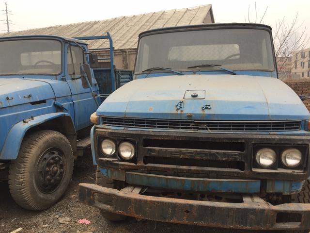 解放牌汽车的问世,结束了我国不能生产汽车的历史.