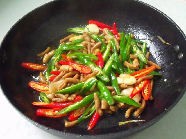 辣炒鸭肠的做法,辣炒鸭肠怎么做好吃