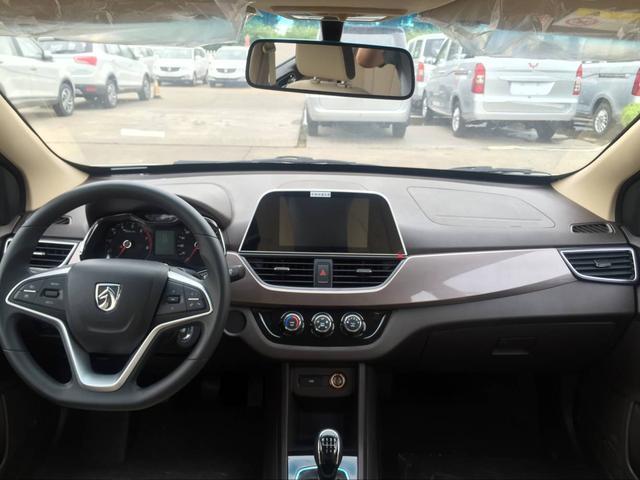 宝骏310w报价及图片国产七座上市在即顶配198万