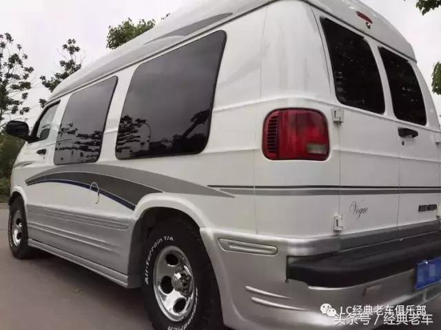 十几年前的稀罕物,"道奇公羊ram1500"大房车!