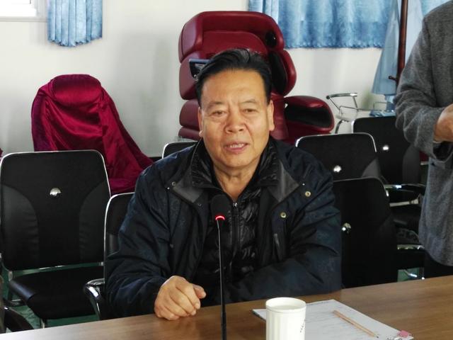 临淄西单村召开尊师重教创新教育座谈会