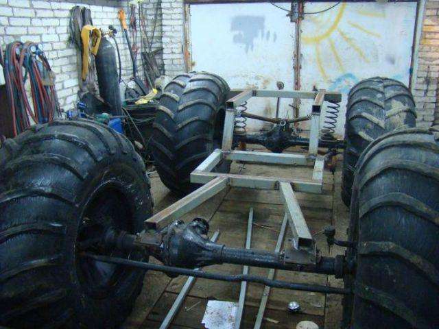 外国网友自制强悍越野车, 悍马公司都想给他发邀请函