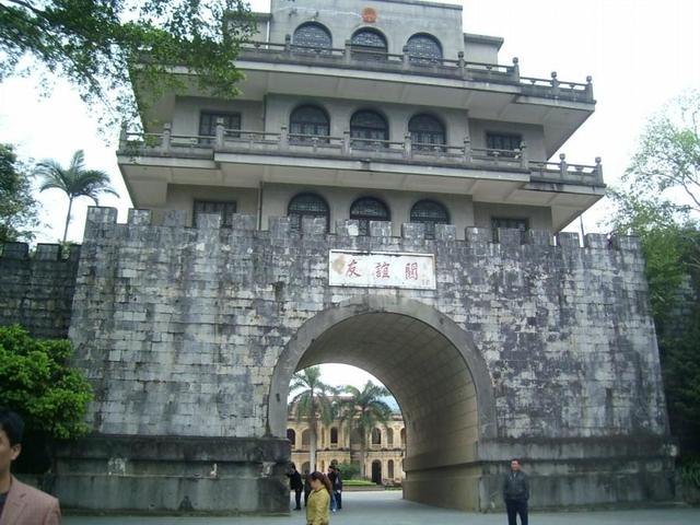 中国南疆第一关——友谊关!