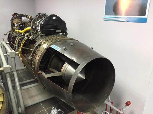 探秘俄罗斯最大航发制造商博物馆 各种发动机看花眼