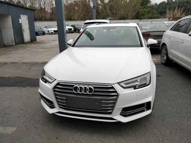 18款奥迪a4l 时尚增配版提车作业,车主:裸车28万,动力不错