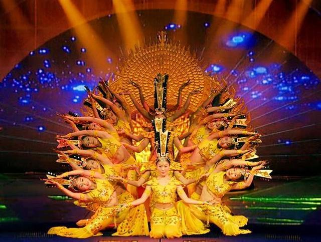 回顾35年春晚最经典的八大节目，你都看过吗？|春晚|节目|魔术_新浪新闻