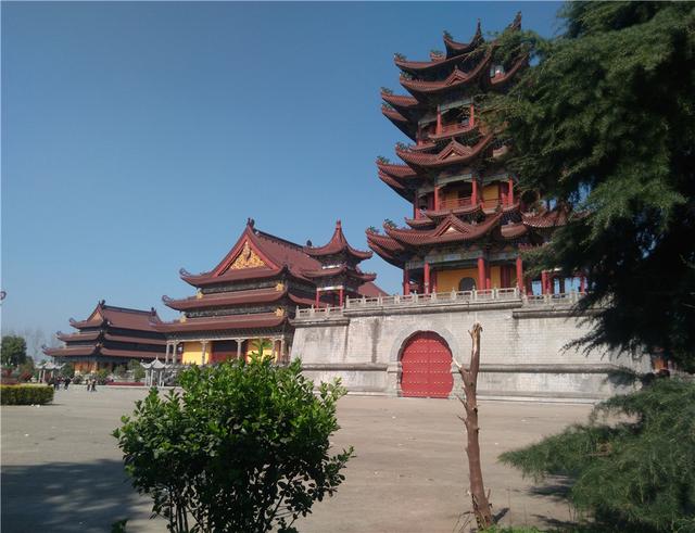 驻马店有一个亚洲最大寺院,寺院占地500亩