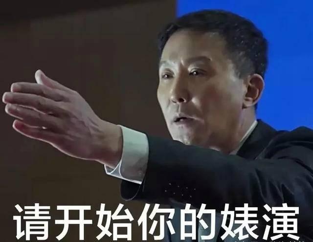 灯光师,音响师,摄影师已就位.