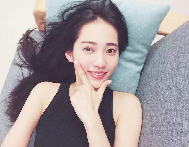 余文乐结婚了,新娘长得像白百何,网友调侃:周冬