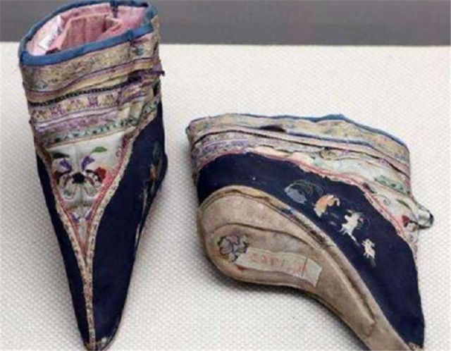 古代女子也太潮了那时候连松糕鞋都有了最后一双看着瘆的慌