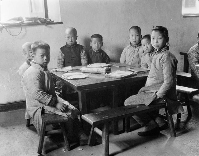 一百年前中国的孩子