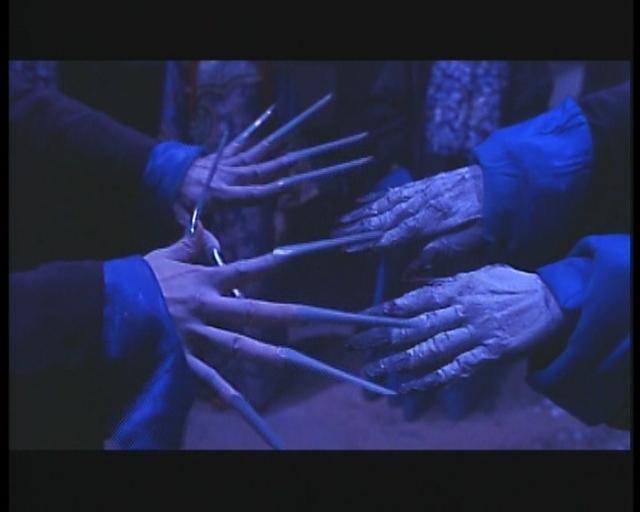 香港僵尸片里的主角不只有道长林正英,有一个角色也是必不可少的