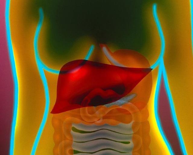 女性身体反复出现4个问题是肝脏出毛病了第一种很多人就中了