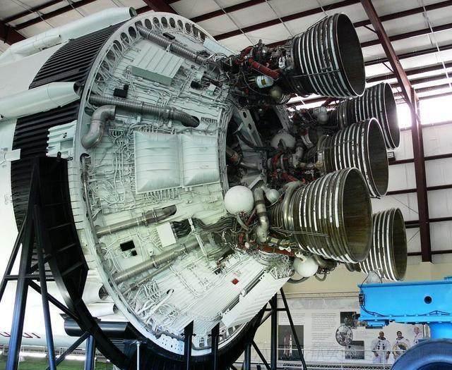 中国计划研究的yf77发动机最大推力则达到了660吨以上,而要研究的固体