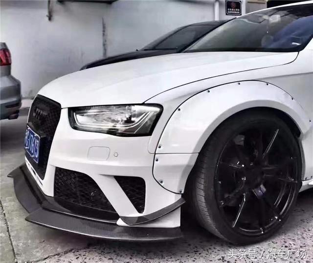15年奥迪a4l改rs4改装宽体大包围