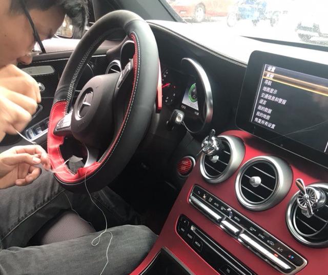 51万提车奔驰GLC,朋友看车钥匙后直摇头,坦言