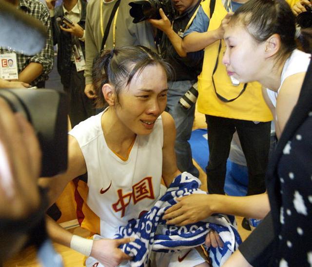流产,被丈夫抛弃,母兄病逝,患癌,女篮国手38岁走完悲惨一生
