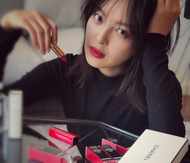 因为凶狠的眼神成为反派专业户,30岁走红的她却没有江疏影好命