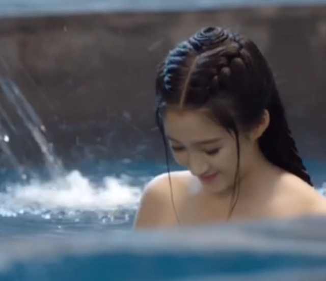 关晓彤新剧上演"大池度",遭到网友调侃:羞耻度爆表!