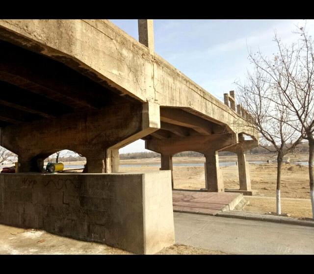 洛阳有座"老吴桥"残垣断壁折了腰