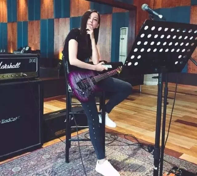 看完前任3被体面圈了粉原来于文文还有这样一段过往