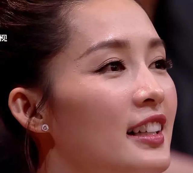 除了李沁和景甜,女明星们的脸一个比一个僵!|景甜|李沁|皮肤_新浪新闻