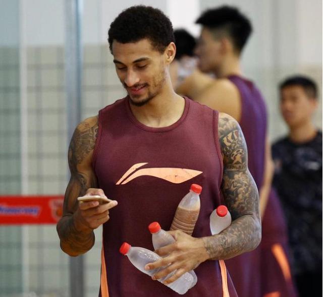 朱芳雨不见棺材不落泪 过分迷信小外援恐将自食其果