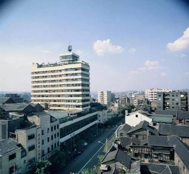 这些老照片能认出10张以上的才能叫真正的"老重庆人"