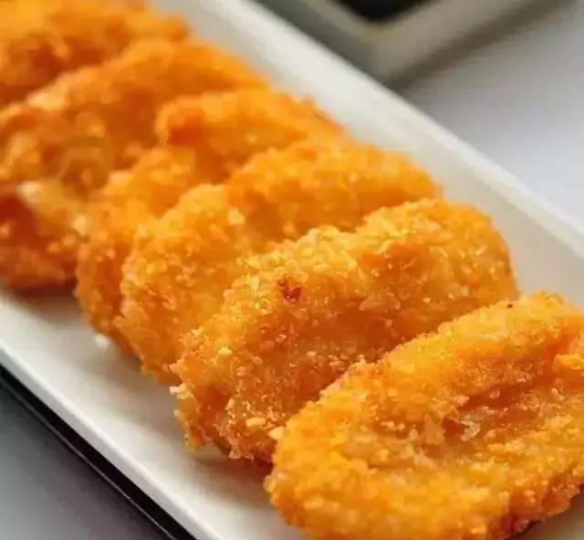 快过期的面包不要丢拿出来教你做面包糠