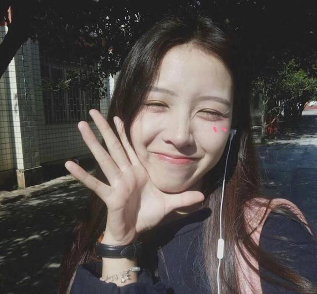 女生头像|"被人表白不是件骄傲的事 被人想念才是"