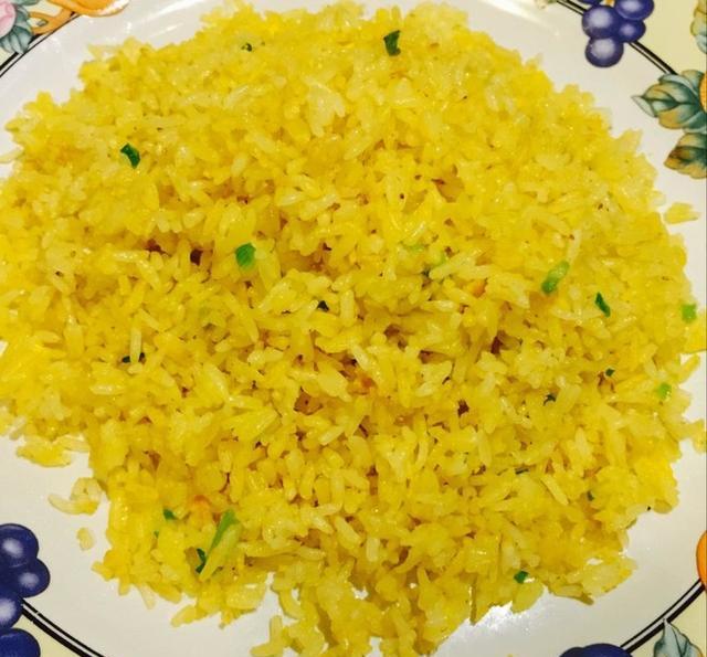 传说中的黄金蛋炒饭 原来这么简单!粒粒皆金黄