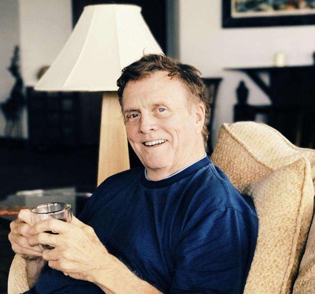 斯宾塞·约翰逊——出身哈佛的畅销书作家,讲授人生的奶酪与礼物