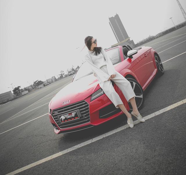 在撩妹这一块还是敞篷车最好用