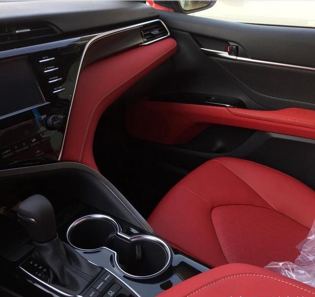 25万提全新凯美瑞运动版这个前脸帅得让人无法自拔