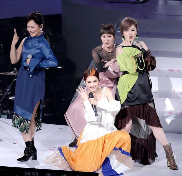 还记得《一千零一个希望》吗?相隔16年4love合体了