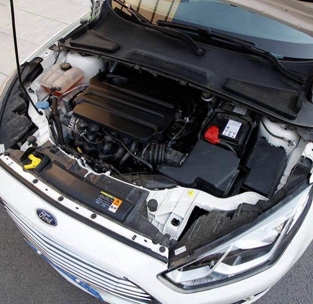 一部车好不好? 打开引擎盖看这几样便知: 油管,刹车管,焊接点!