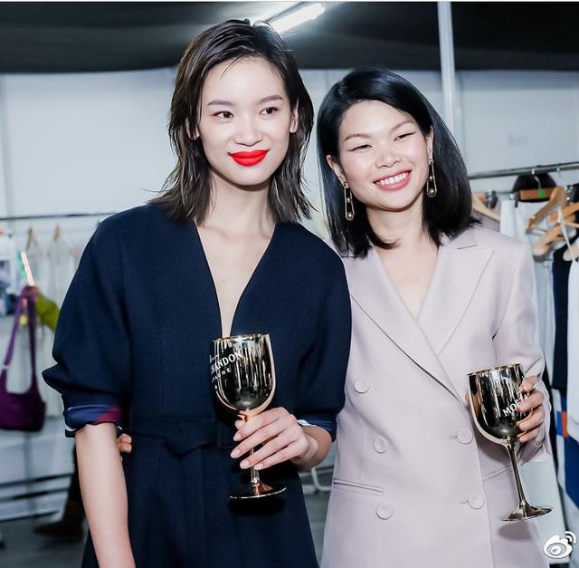 吕燕高级脸美出新高度,从最丑超模完美蜕变,如今的她是人生赢家