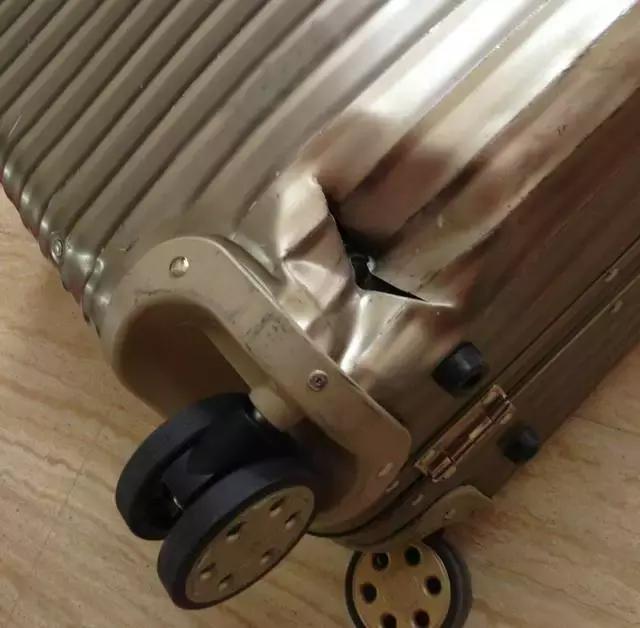 1000元内 | 最能装又耐摔的旅行箱,就是ta|行李箱|箱子|拉杆_新浪新闻