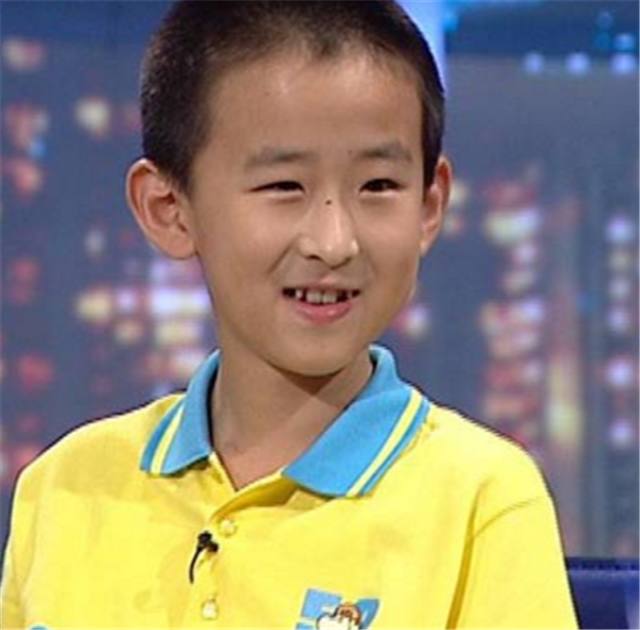 天才神童,10岁读大学,16岁读博士,今22岁坐拥豪车,却销声匿迹