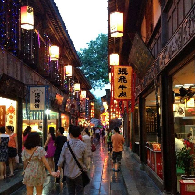 中国十大小吃街,看看有你家乡的呢