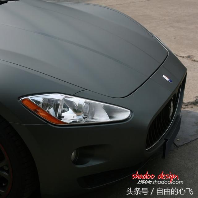 那将是你不曾有过的体验来自德国进口的cfc灰色磨砂质感车身贴膜 采用