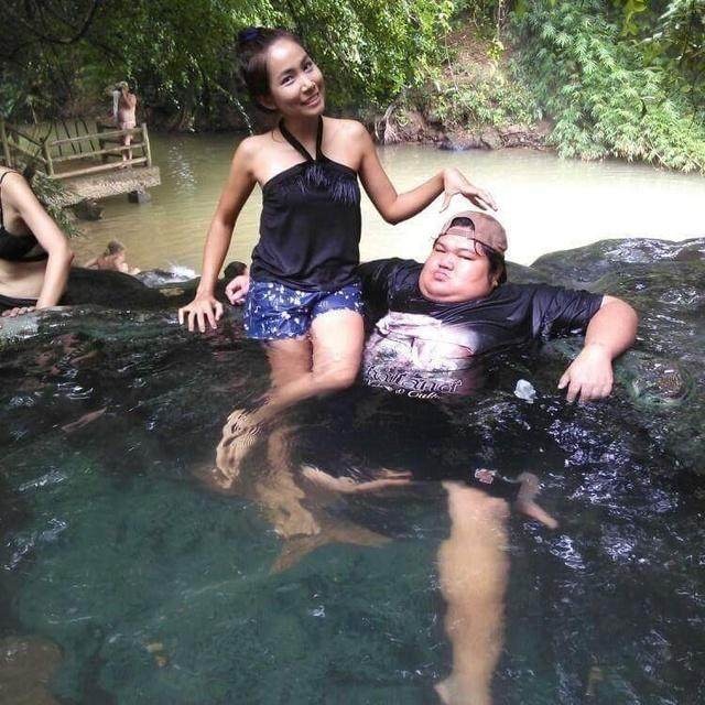 泰国88斤女护士爱上240斤男子,迫不及待想为他生娃!