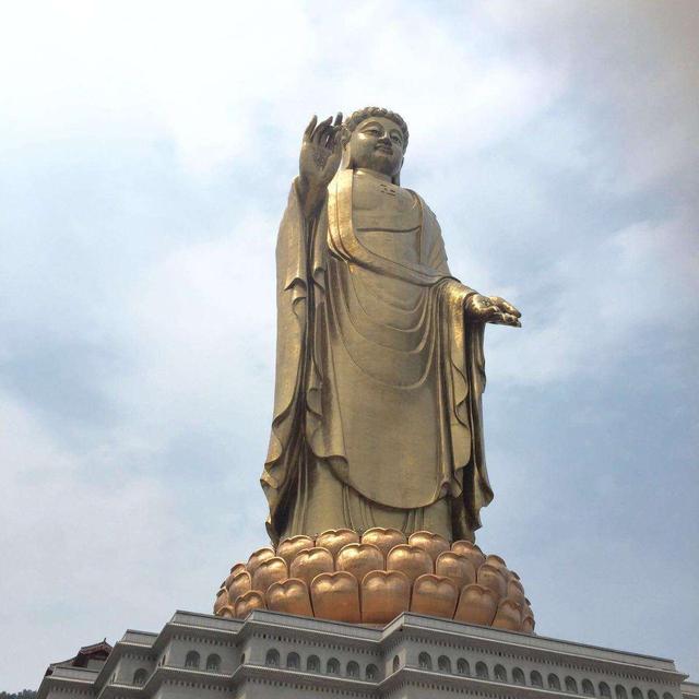 耗资十多亿建的全球第一高大佛:近看需花120元门票,你看值吗|大佛