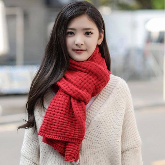冬天就是围巾的季节,冷飕飕的风真是太冷了,一件围巾温暖你的心