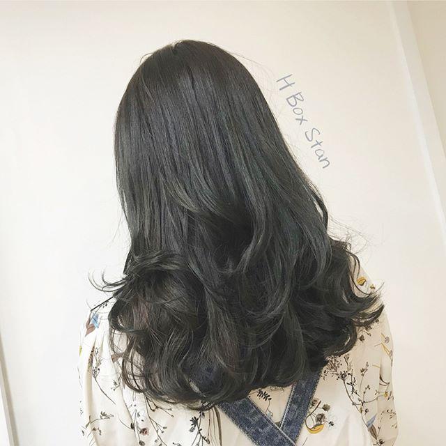 发尾烫微卷年轻又时尚的卷发发型