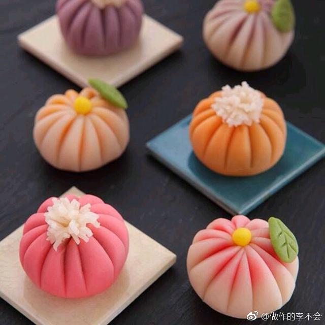 和果子おかし其实泛指日式糕点就大类别来区分