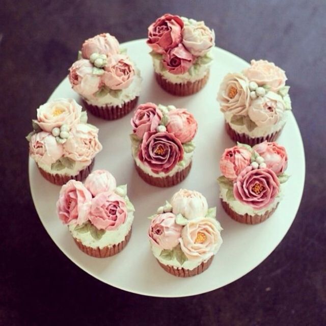 烘焙圈子:制作裱花蛋糕前后干货,从花嘴选择,配方,到裱花